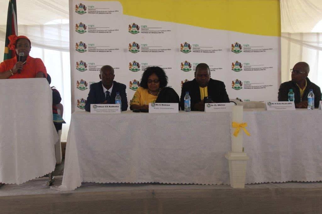 MEC for Cogta Nomusa Dube-Ncube, Inkosi Kubheka from ward 6, Minister of Environmental Affairs Edna Molewa, Treasurer General Dr Zweli Mkhize and Amajuba District Mayor Dr N. Ngubane 